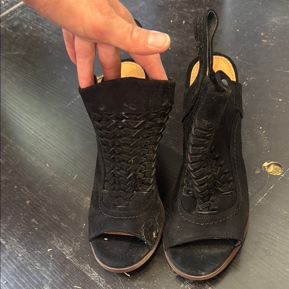 Women's Black Lace-Up Shoes